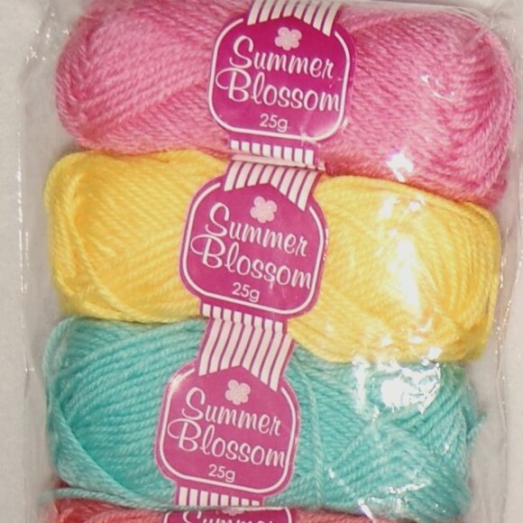 Pack of 6, Summer Blossom Baby Yarn, 25 g per Skein - Picture 2 of 3
